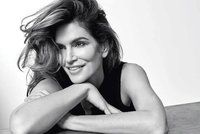 Foto z dovolené: Padesátka Cindy Crawford v bikinách!