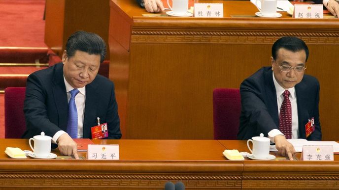 Čínský prezident Si Ťin-pching a premiér Li Kche-čchiang Čínský prezident Si Ťin-pching a premiér Li Kche-čchiang