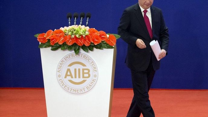 čínský prezident Si Ťin-pching při slavnostním otevření banky AIIB