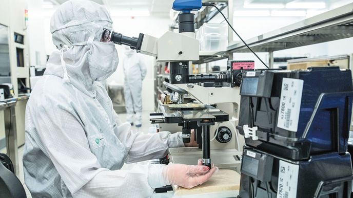 Meopta těží mimo jiné ze zájmu o optiku používanou při výrobě čipů