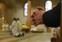Vatikán lituje zneužívaných dětí kněžími v Pensylvánii: Obětí je nejméně tisíc