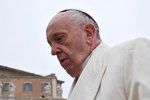 Zneužívání dětí kněžími dělá papeži těžkou hlavu