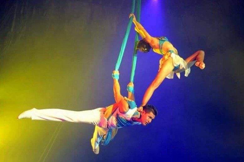 Akrobatické číslo Andrey a Diega