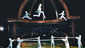Olé! Prahu bavili artisti z celého světa v Cirque de Soleil