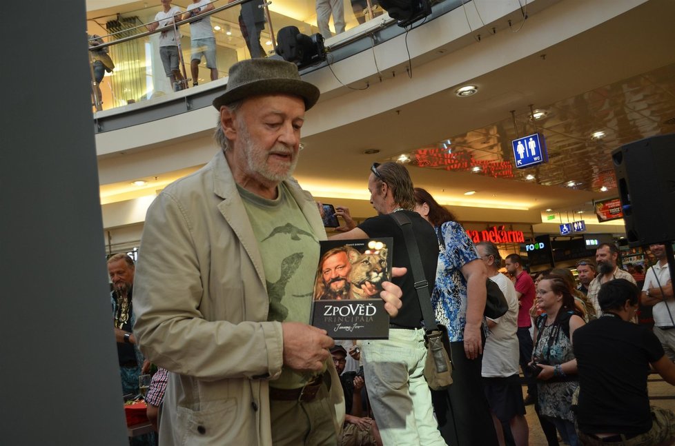 Jeden z kmotrů knihy o cirkusu a Jaromírovi Joo Jiří Pecha