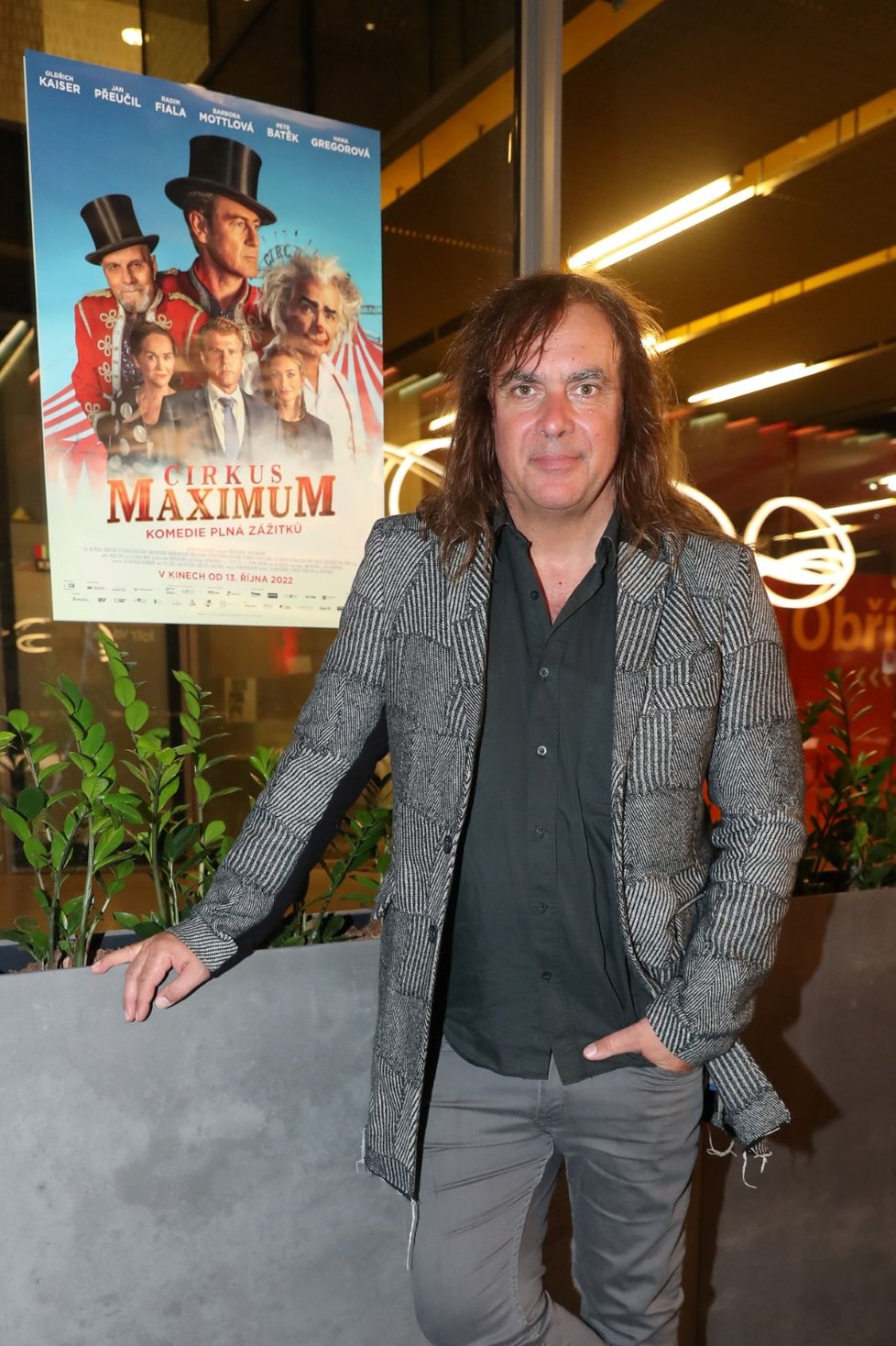 Premiéra filmu Cirkus Maximum přitáhla do kin mnoho hvězd - Tomáš Matonoha.