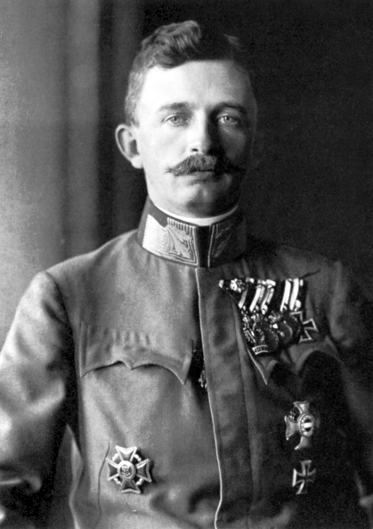 Poslední rakousko-uherský císař a český král Karel I. vlávl v letech 1916-1918.