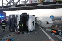 Nehoda cisterny uzavřela dálnici D3 u Tábora ve směru na Benešov