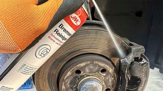 Jak se zbavit pískání brzd? Prostě je vyčistěte! Ale má to svá pravidla. Jak se zbavit pískání brzd? Prostě je vyčistěte! Ale má to svá pravidla.