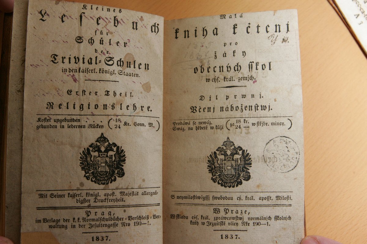 V roce 1837 byly k dispozici čítanky psané dvojjazyčně, v češtině i němčině, věnované také tematice náboženství.