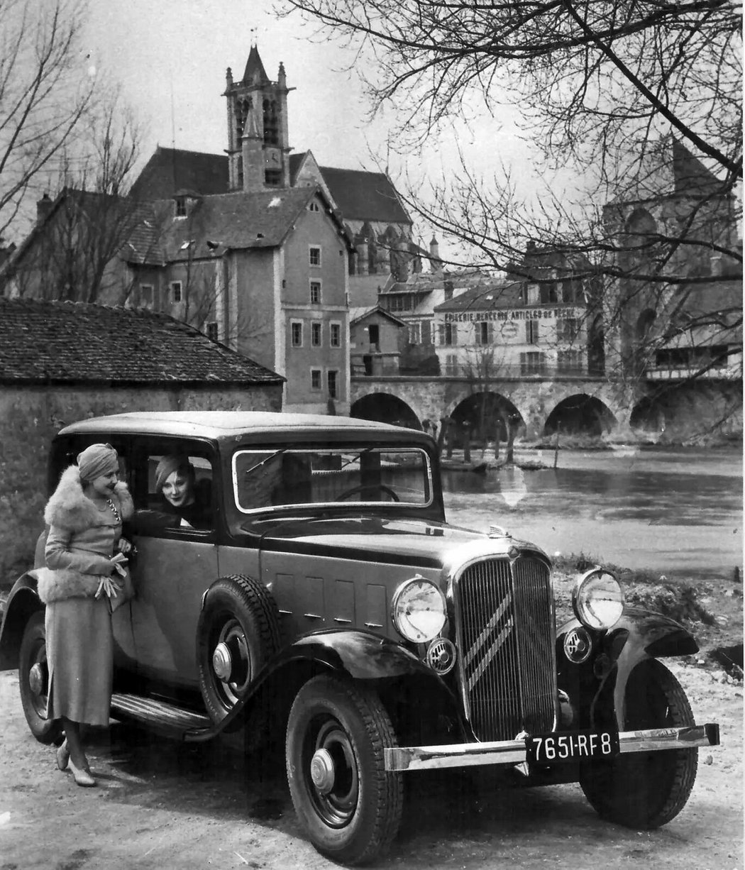 Citroën Rosalie Berline 15AL