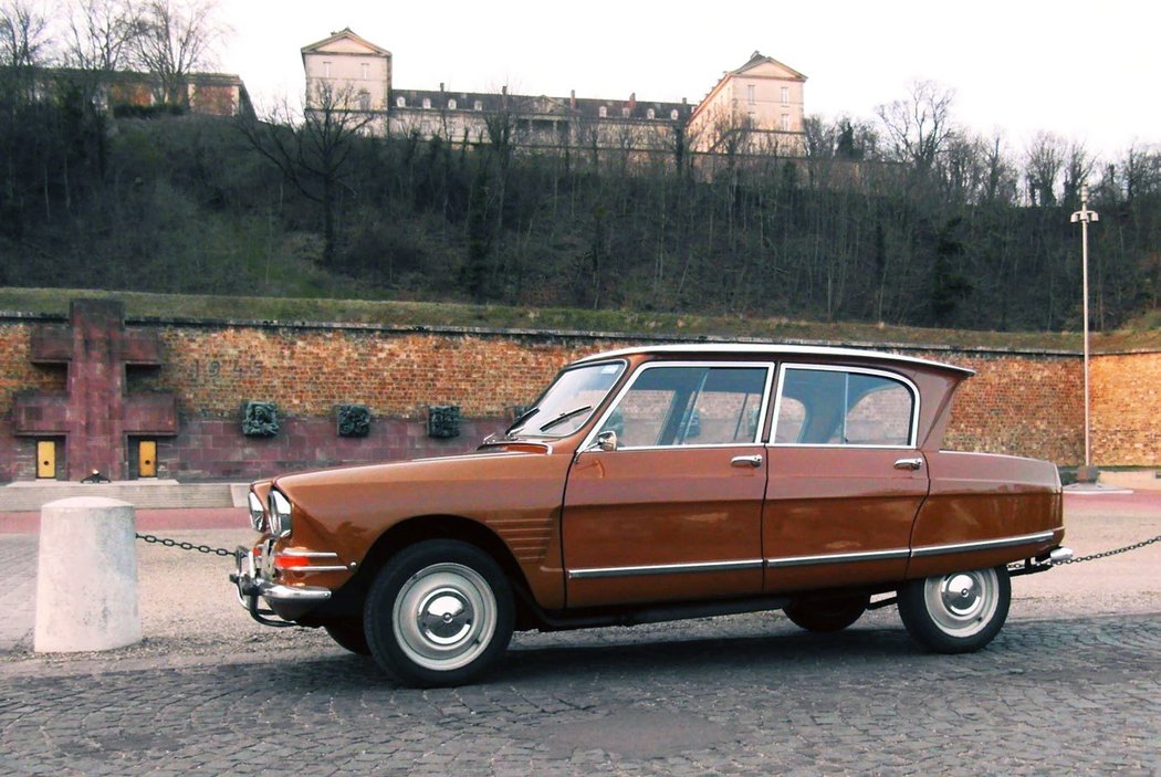 Citroën Ami 6 (1961–1969)