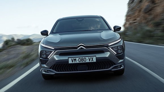 Citroën je zřejmě připraven skončit s naftovými motory
