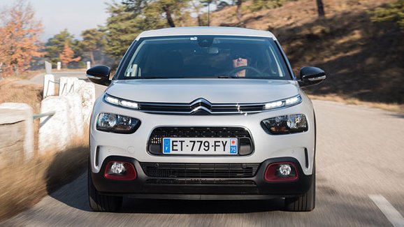 Modernizovaný Citroën C4 Cactus odhalil český ceník. Komfort nabízí už v základu