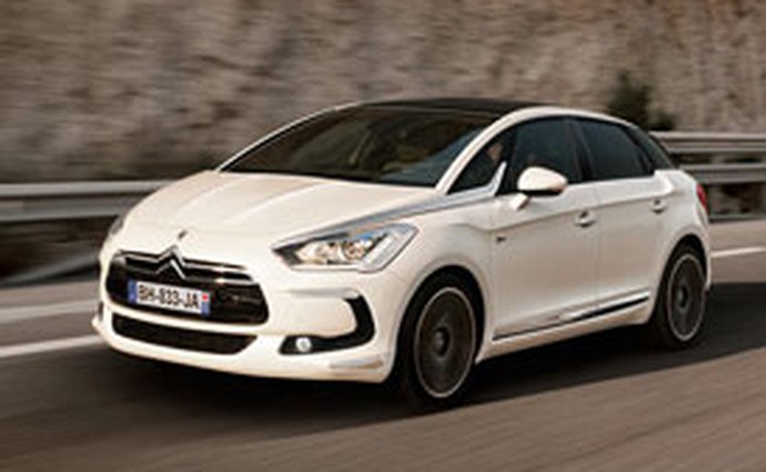 Citroën prodal v ČR 100.000 aut, DS5 bude začínat na 699.900,- Kč