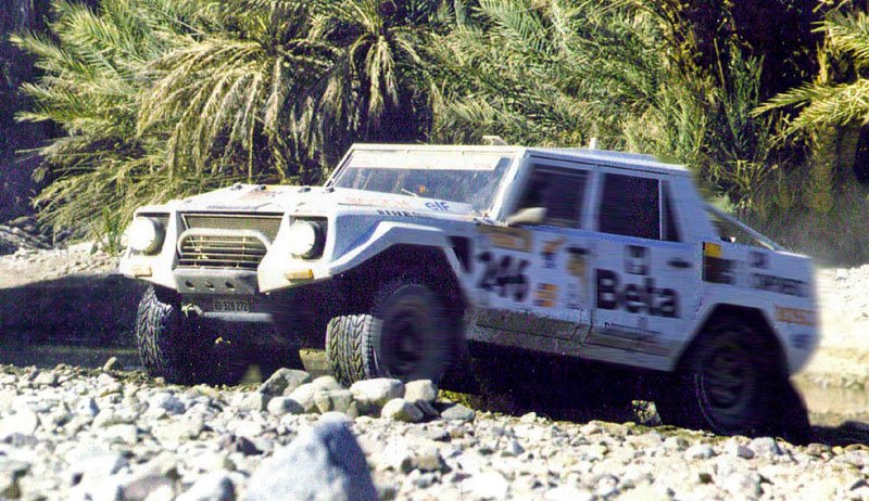 Lamborghini LM002