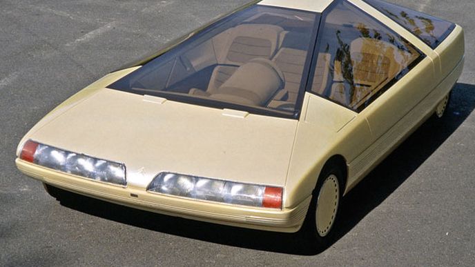 Zapomenuté koncepty: Citroën Karin (1980) - Třímístná pyramida se střechou velkou jako list papíru Zapomenuté koncepty: Citroën Karin (1980) - Třímístná pyramida se střechou velkou jako list papíru