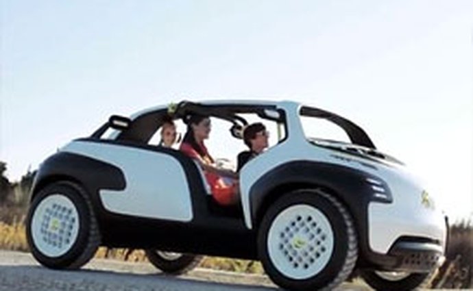 Video: Citroën Lacoste – Stylové plážové mini