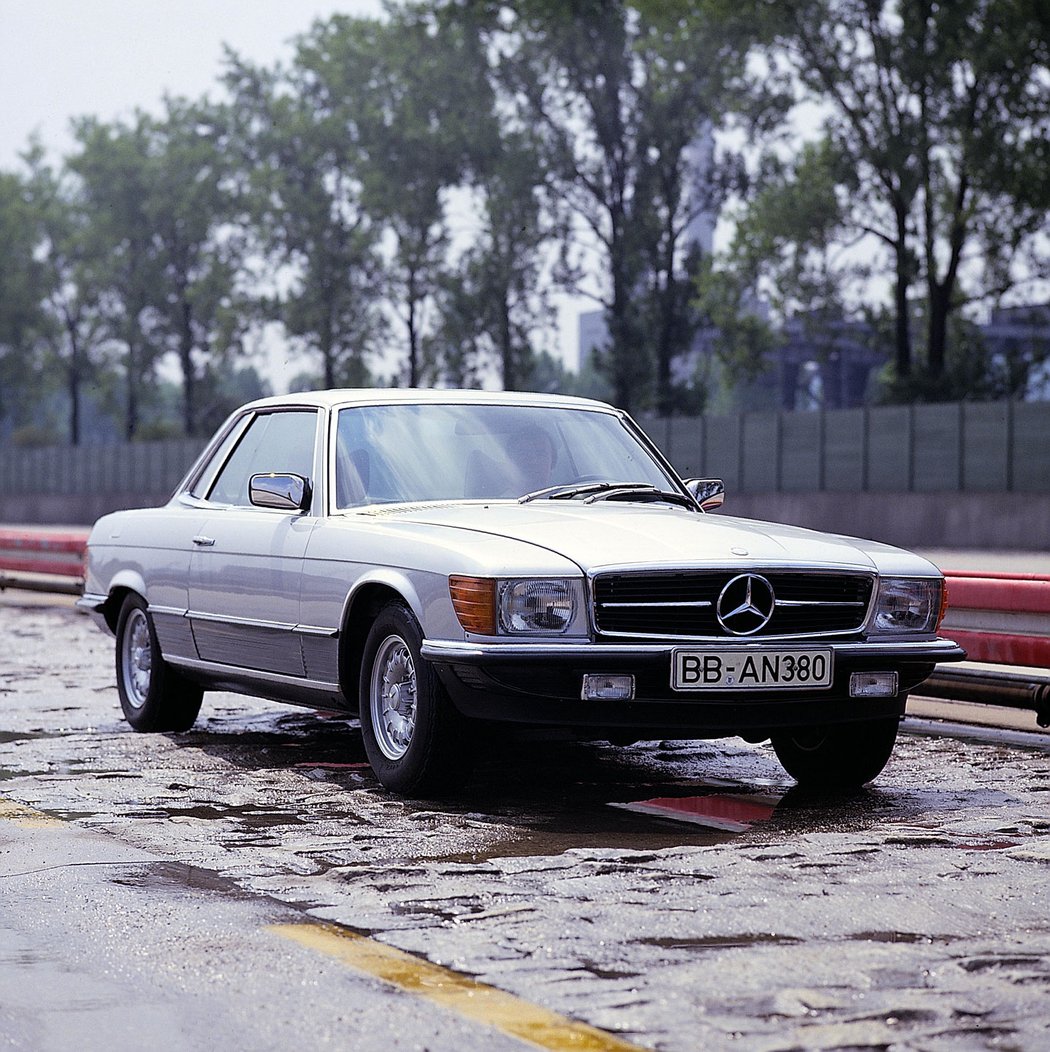 Mercedes-Benz SL R107