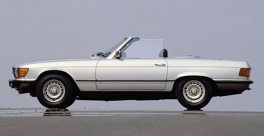 Mercedes-Benz SL R107