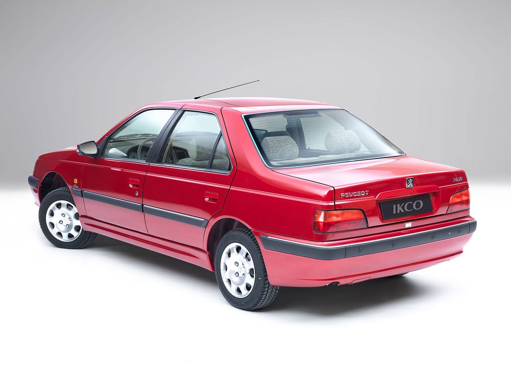 Peugeot 405