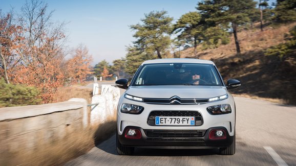 Citroën potvrzuje příjezd elektrického hatchbacku. Baterie dostane i SpaceTourer
