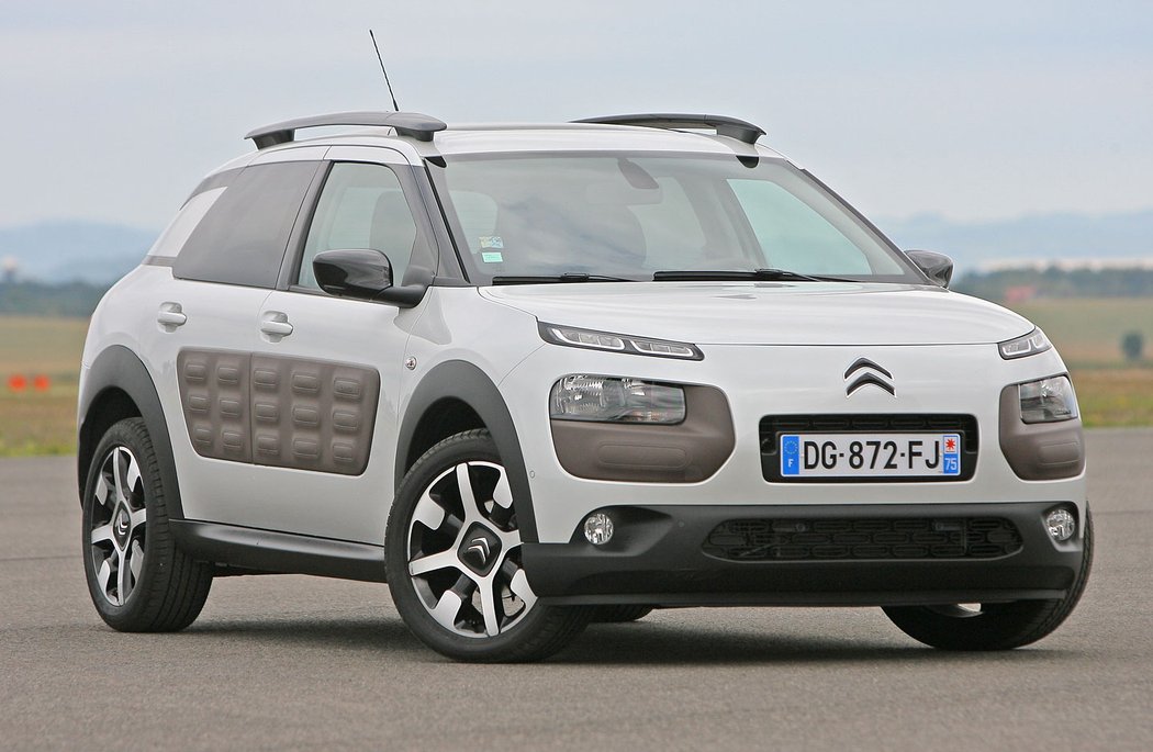 citroen kia nissan testy svetmotoru crossover