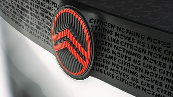 Citroën představil modernizované logo, opět sází na retro