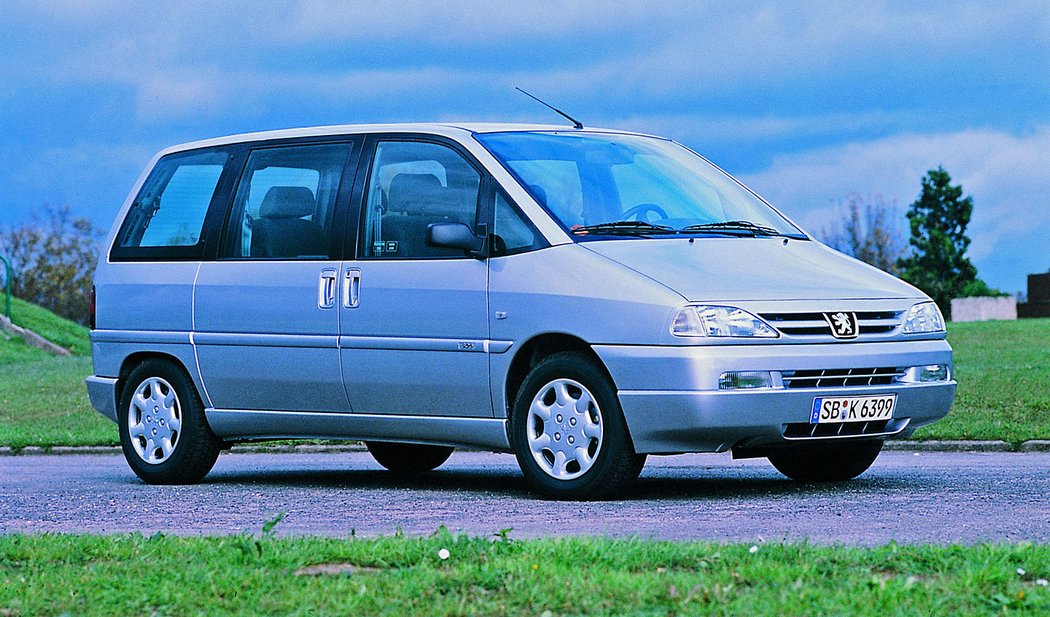 Peugeot 806