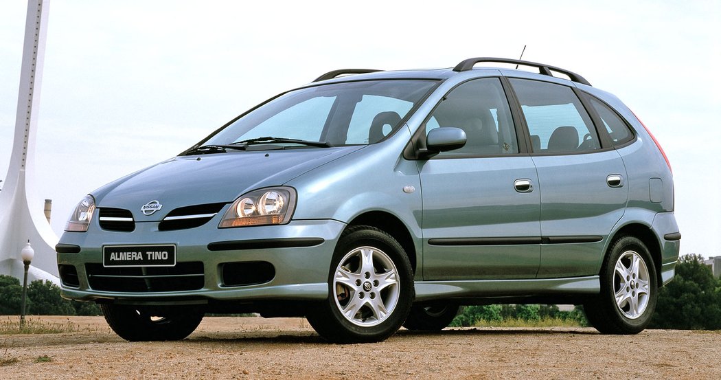 Nissan Almera Tino