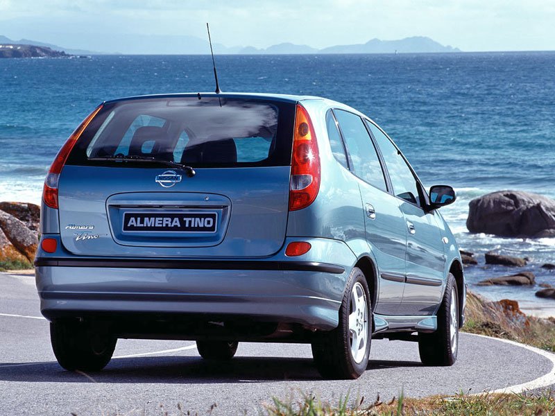 Nissan Almera Tino