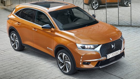 DS 7 Crossback oficiálně: Do Ženevy zamíří i jako plug-in hybridní čtyřkolka