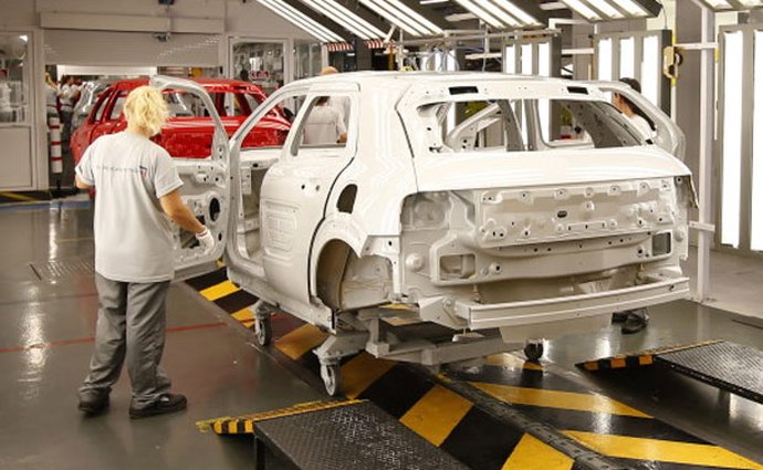 PSA zvýší v létě výrobu o 60.000 aut
