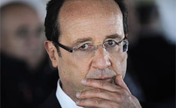 Francouzský prezident: Rozhodnutí PSA je neakceptovatelné