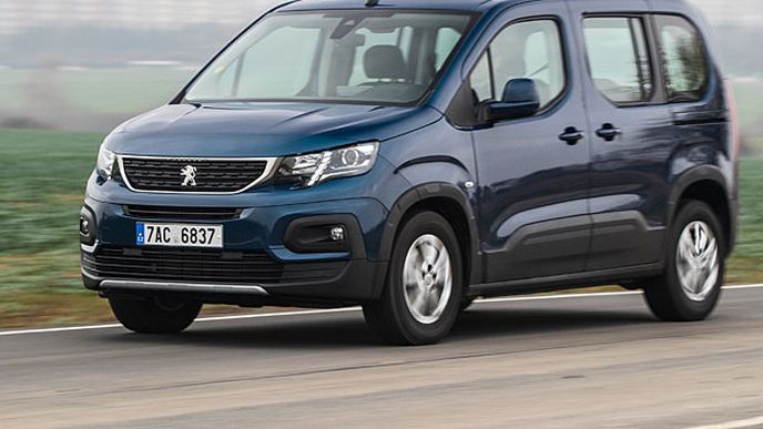Peugeot Rifter 1.5 BlueHDi 130 S&S MAN6 Allure – K praktičnosti přidává styl Peugeot Rifter 1.5 BlueHDi 130 S&S MAN6 Allure – K praktičnosti přidává styl