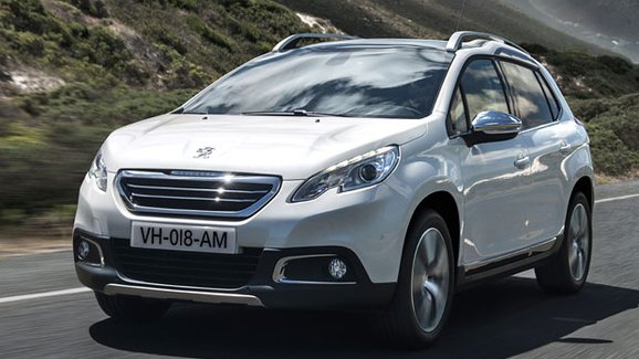 Peugeot 2008 se představuje: HYbrid Air má jezdit za 2,9 l/100 km