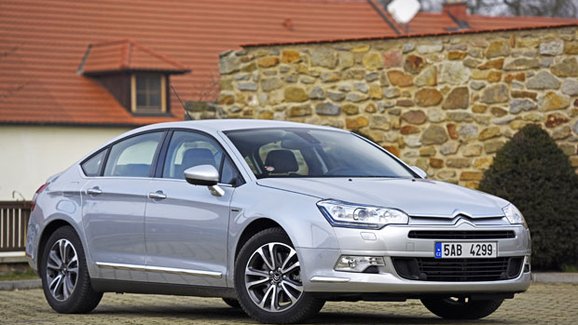 TEST Citroën C5 2.0 BlueHDi – Komfort nezestárne