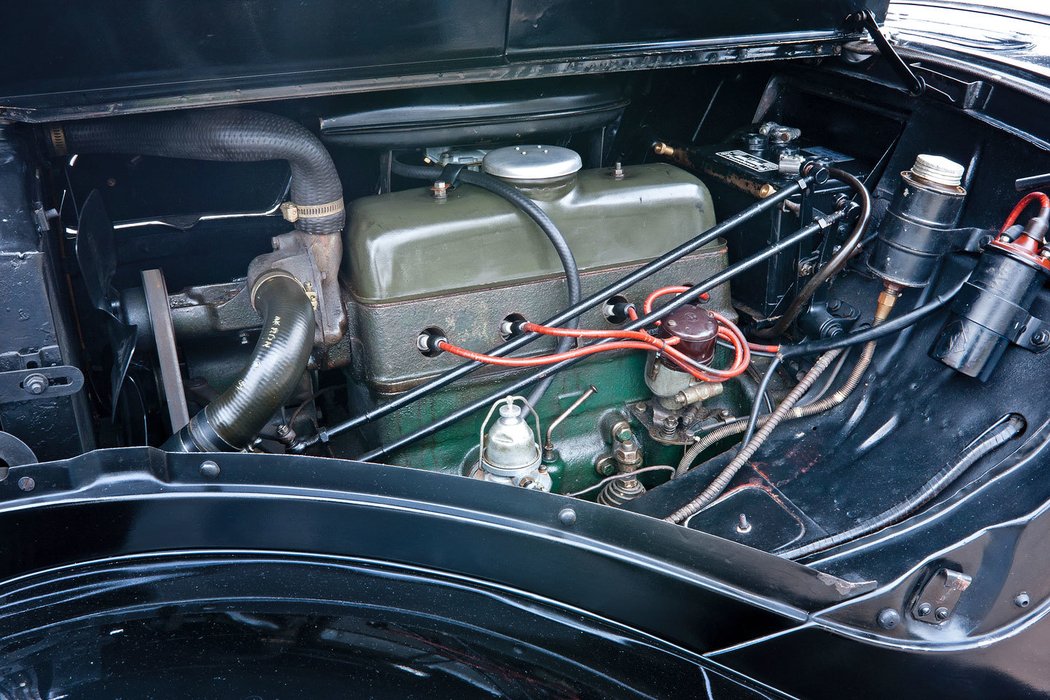 Citroën Traction Avant 11CV Berline (1937-1940)