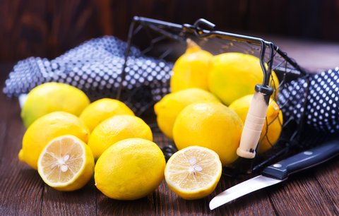 5 způsobů, jak v kuchyni netradičně využít citron