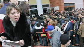 Lidé stojí fronty u cizinecké policie zbytečně. Stačí přijít později, radí vedoucí.