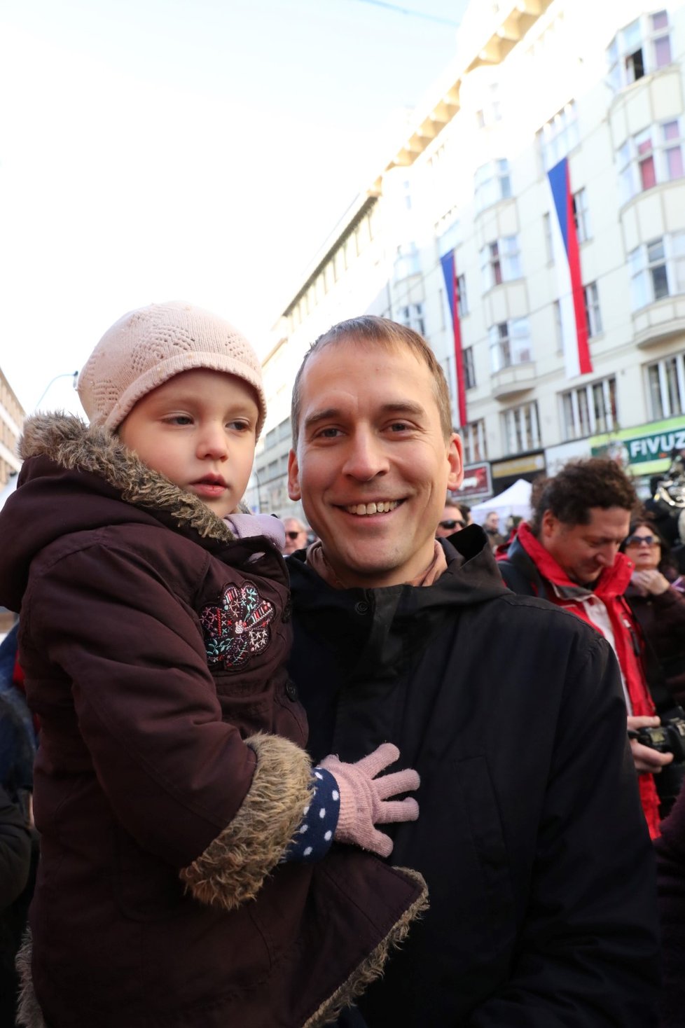 Jan Čižinský - poslanec a starosta Prahy 7 - kandidaturu svého bratra Kryštofa do Evropského parlamentu podporuje. Je prý ochotný a poctivý a pracovitý