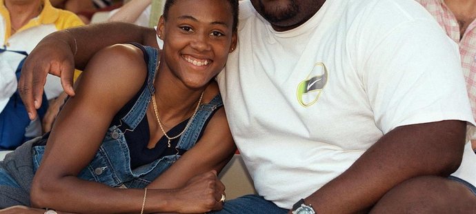 Zemřel CJ Hunter, bývalý manžel sprinterky Marion Jonesové