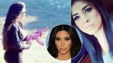 Dvojnice Kim Kardashian je boss drogového gangu: Ozbrojuje se růžovým samopalem!