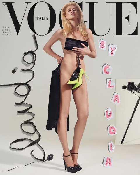 Srpen 2019 O 25 let starší mnohem odvážnější snímky pro Vogue Italia. 