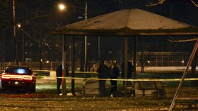Policisté v Clevelandu zastřelili dítě, protože mysleli, že má v ruce zbraň. Drželo ale pouze repliku.