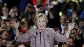 Clintonová měla z vítězství v New Yorku očividně radost.