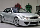 K mání je vzácný Mercedes CLK DTM AMG. Nejrychlejší čtyřmístné kabrio své doby stojí miliony