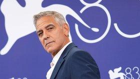 George Clooney na filmovém festivalu v Benátkách, září 2026
