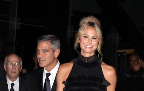 3. George Clooney a Stacy Keibler
