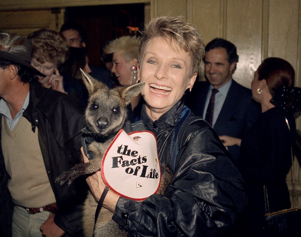 Zemřela americká oscarová herečka Cloris Leachmanová.